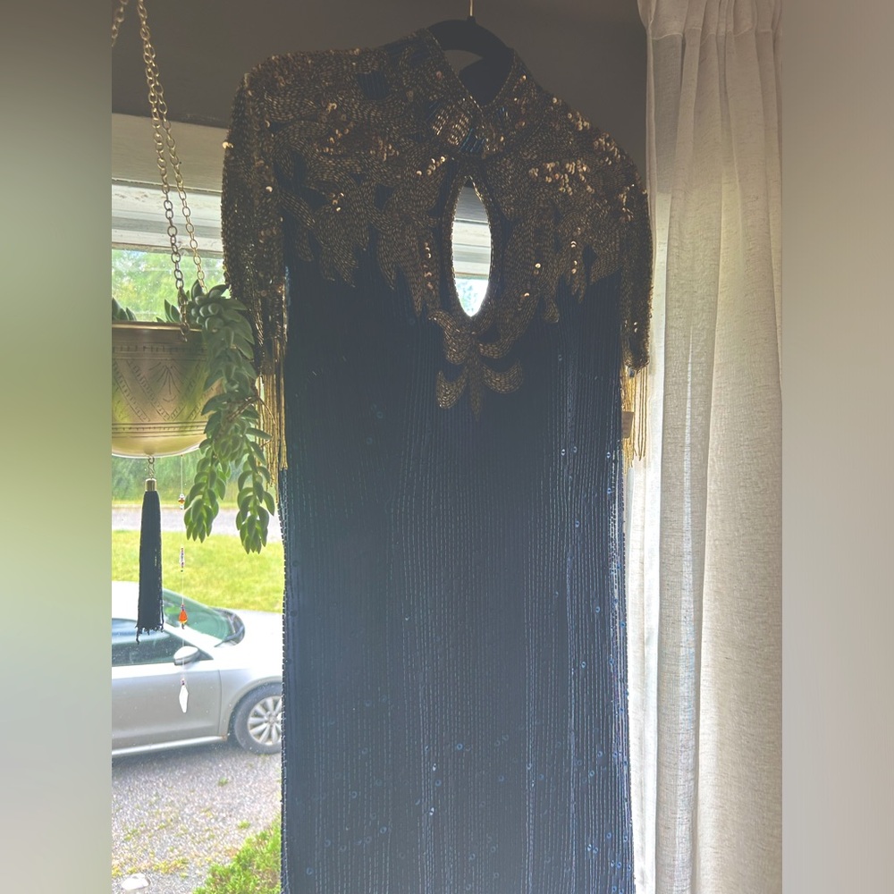 Gorgeous 1920s MORIGANA detailed beaded mini dress -Size 14 /excellent condition